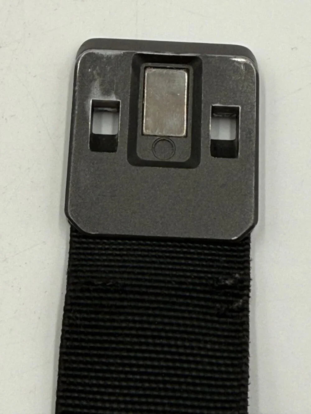 Groove Life Magnetic Belt Size Large Adjustable Black Metal Buckle 1 3/8